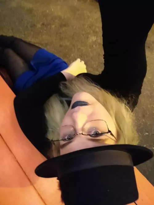 here's a picture i took while out last night