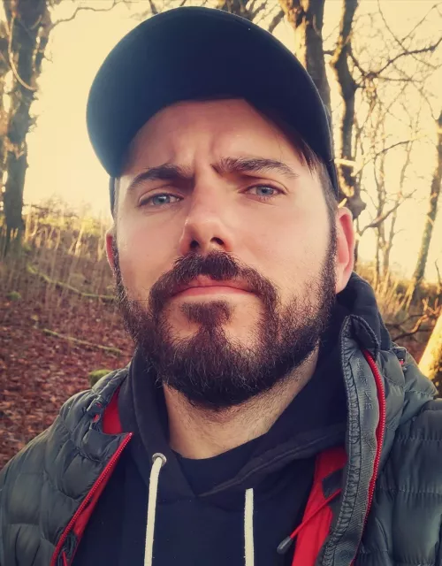 Hey!😋, 5 years single today 😂😂