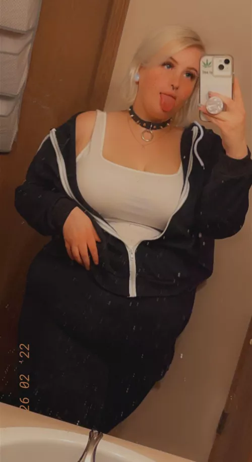 Hey everyone 😊 How was y’all’s day?