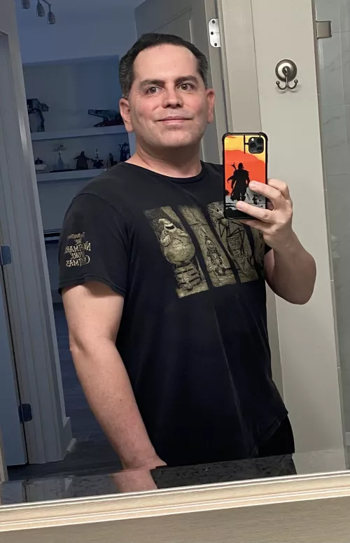 Hey fellow gaymers 😄. Who else is enjoying dying A LOT in Elden Ring🤣