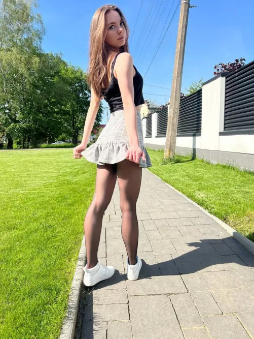 Hey! โค๏ธIโm 18 y.o.๐I am very interactive๐๐ DAILY Post ๐ฆ๐ PREMIUM PHOTOS AND VIDEOS