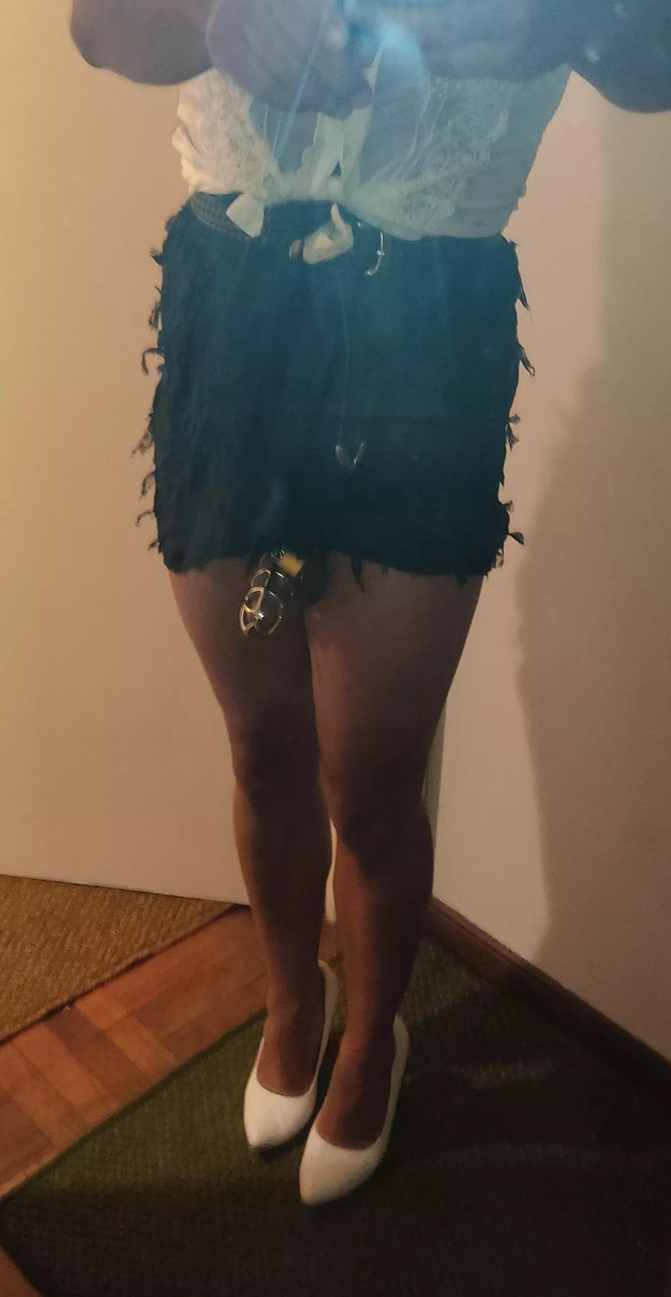 Hey just dropped to say hi, yes this chastity cage feels big.