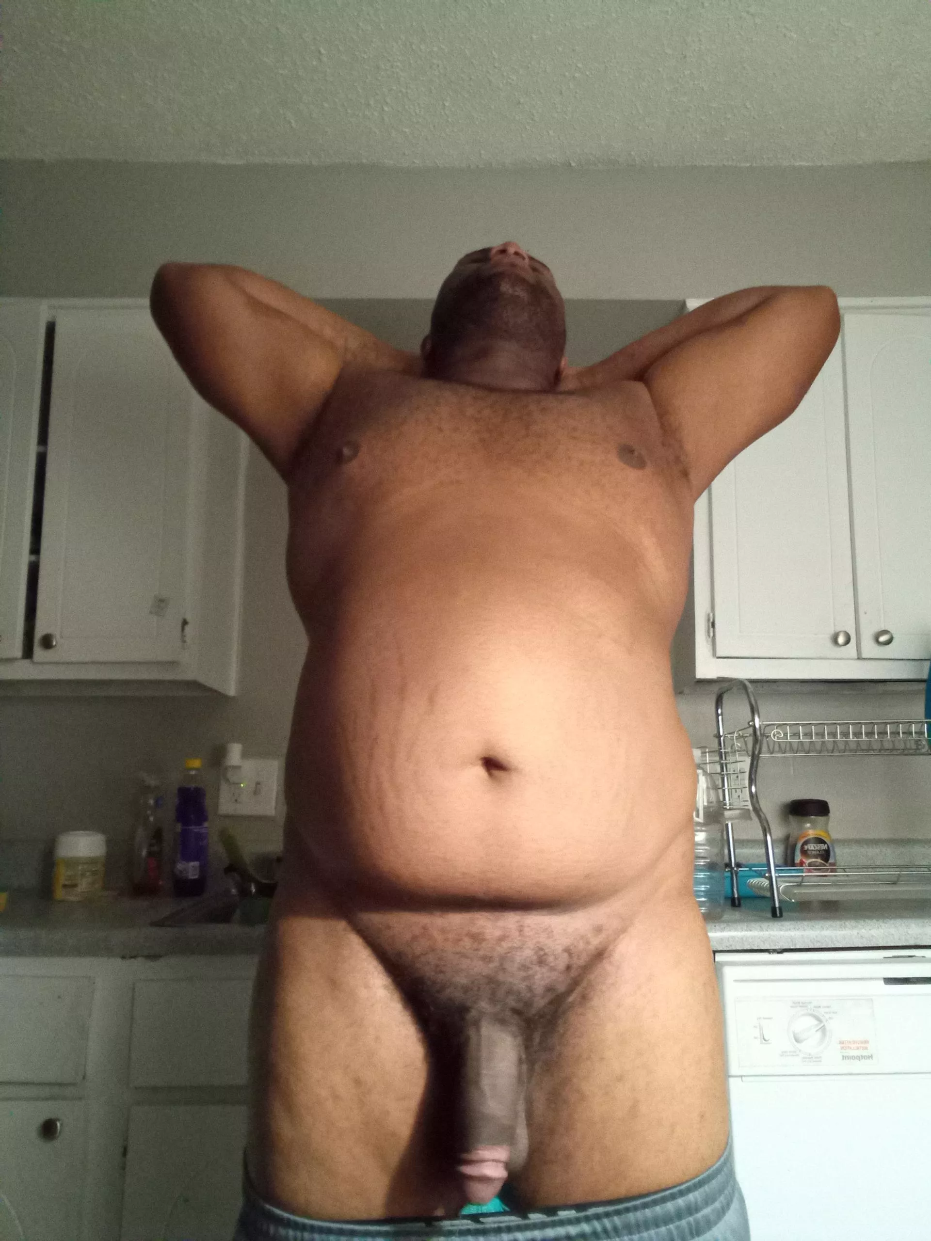 hey ladies let big poppa inn!!