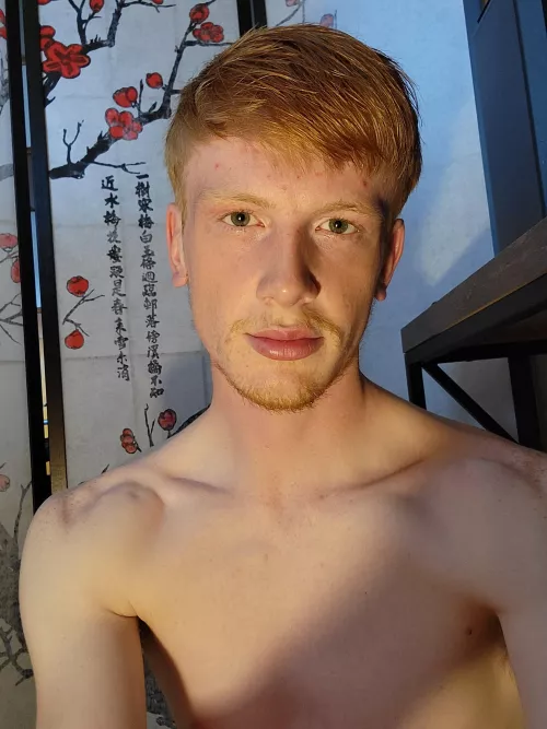 Hey there 😉 wanna cuddle? 😏