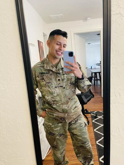 Hey what’s up 🤙? HMU