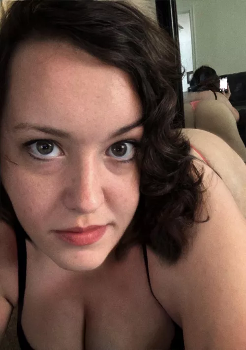 Hey who put that mirror there 😈