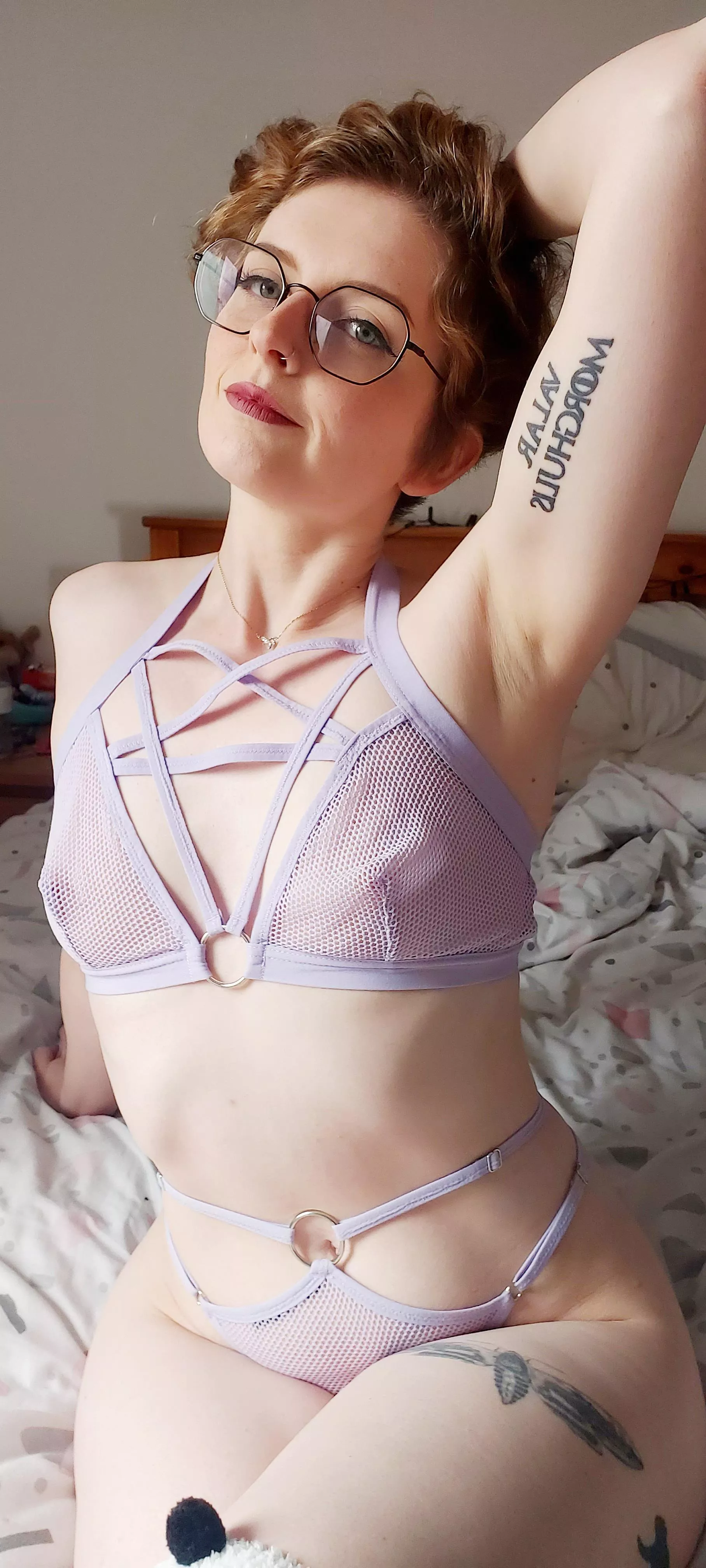 Hi baby ♡ can we watch GoT in bed? no season 8 though 😜