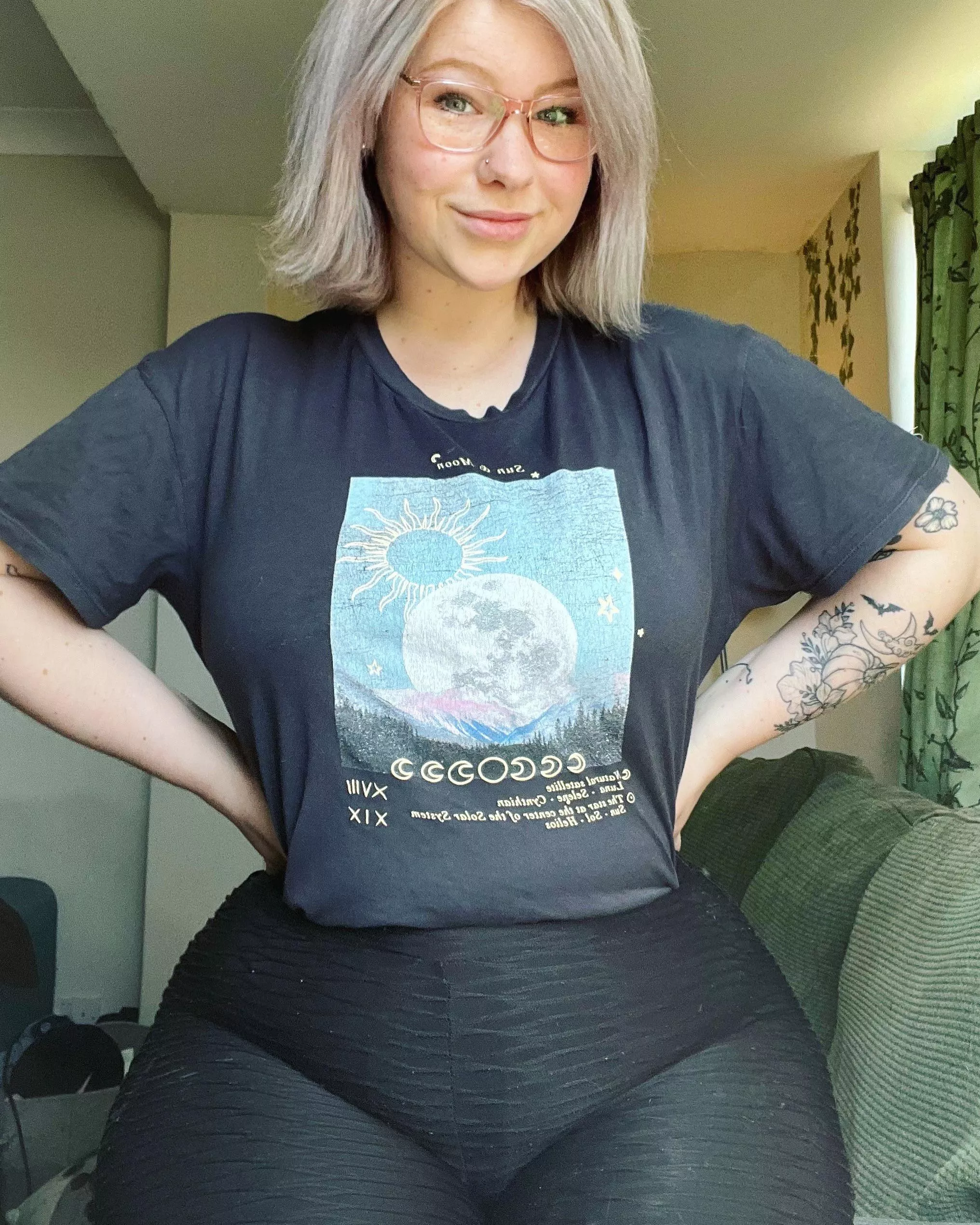 Hi I’m scarlet :) you’d be shocked how massive my tits are under this….