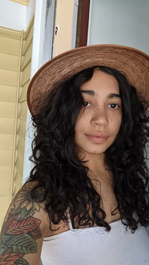 Hi! West African x German