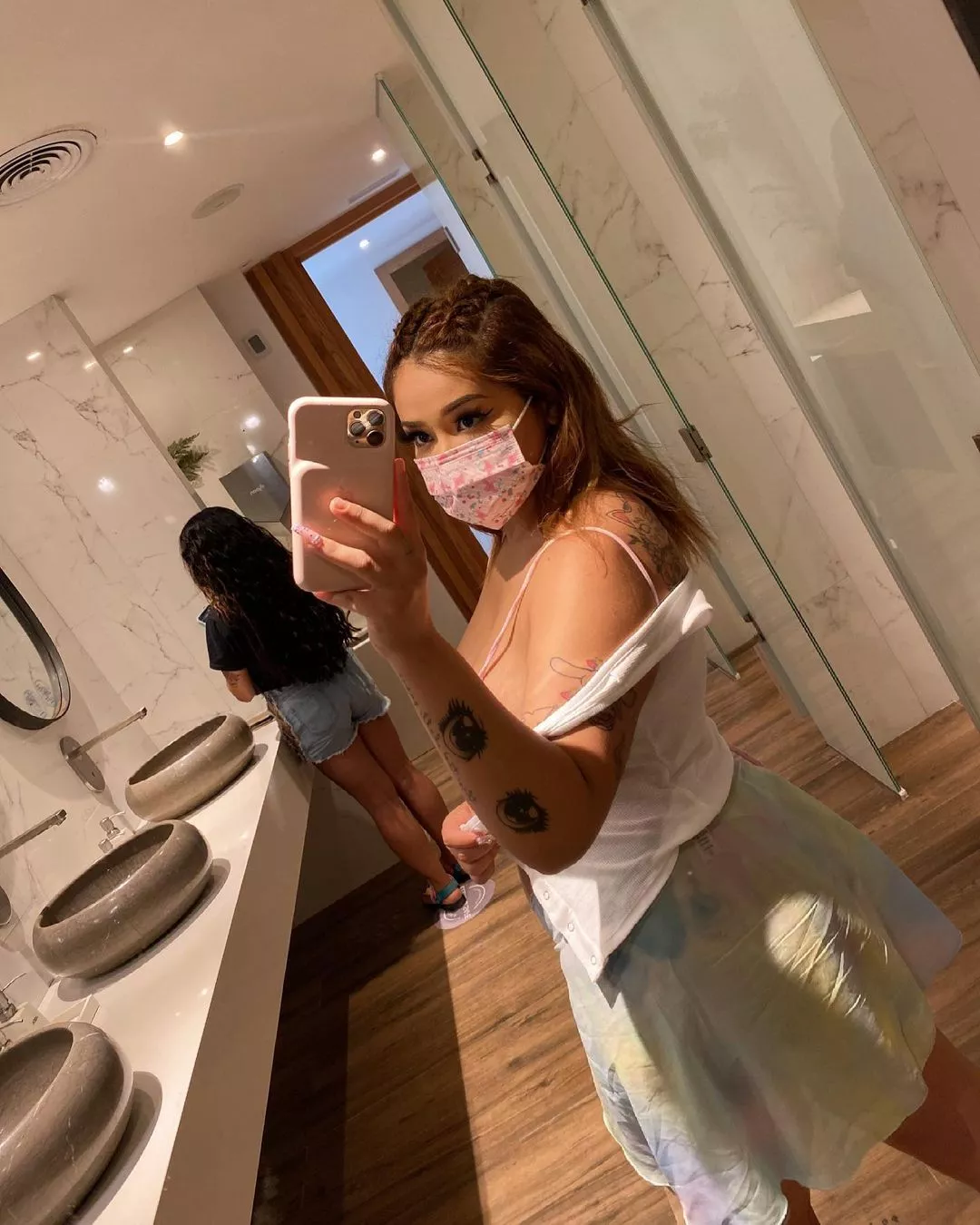 Hii there Hun 😊 😊