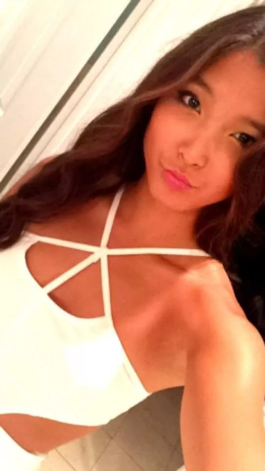 Hiiii Asian looking for some fun! Dm open :3 Hiiii Asian looking for some fun! Dm open :3