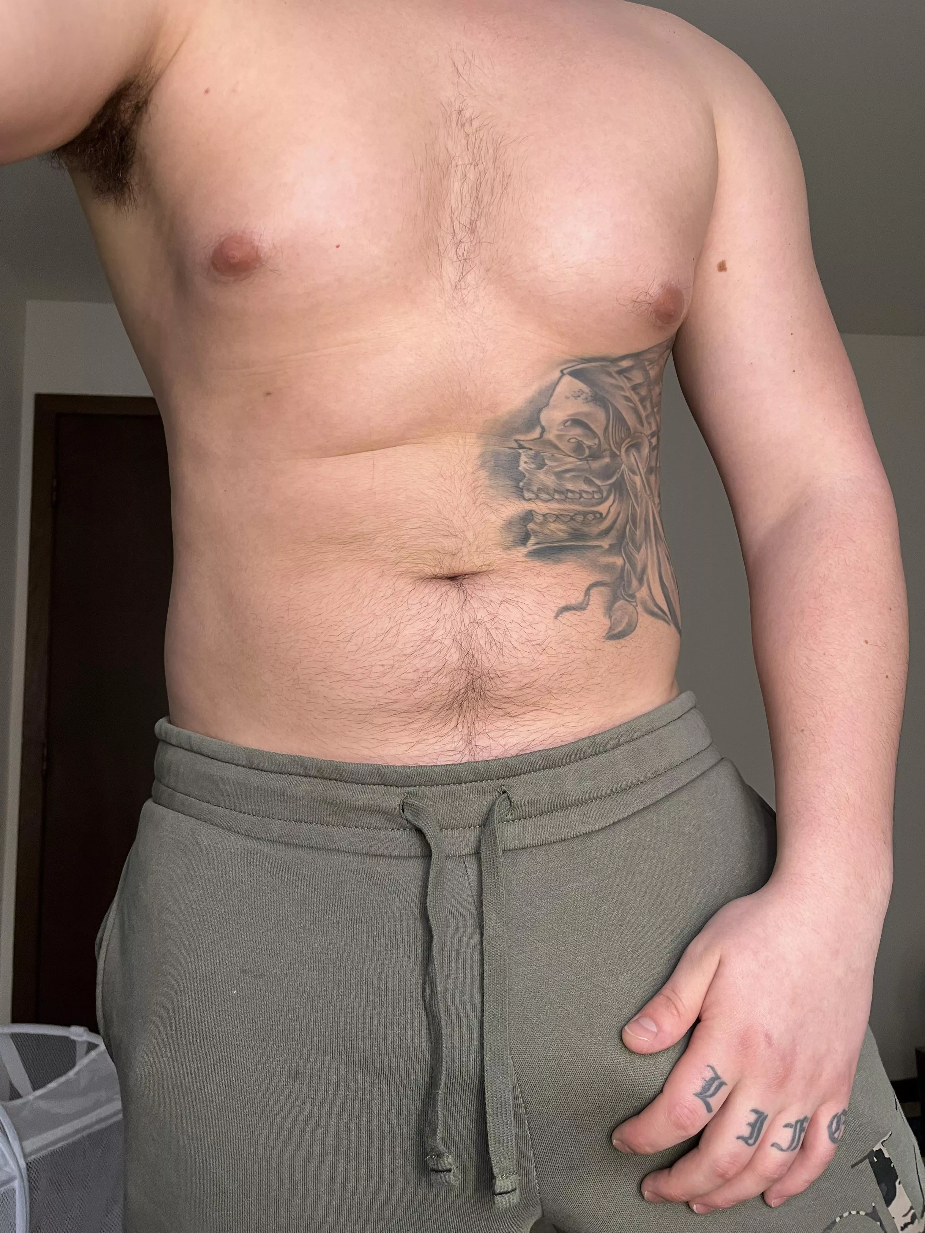 Hmu to see more 😉