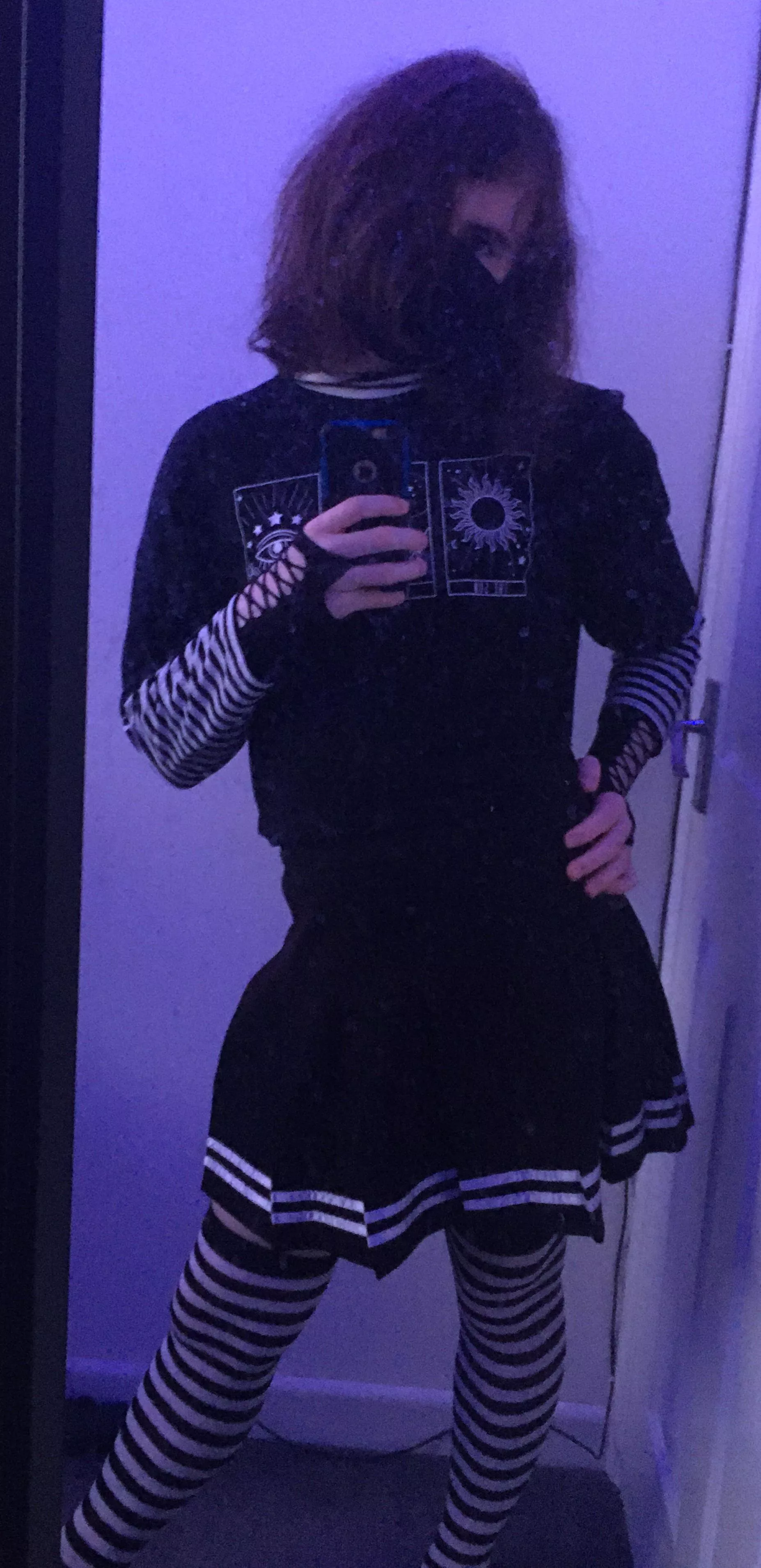 Home alone and bored so I did a little photoshoot