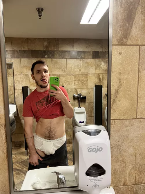 HomeDepot selfie 😈