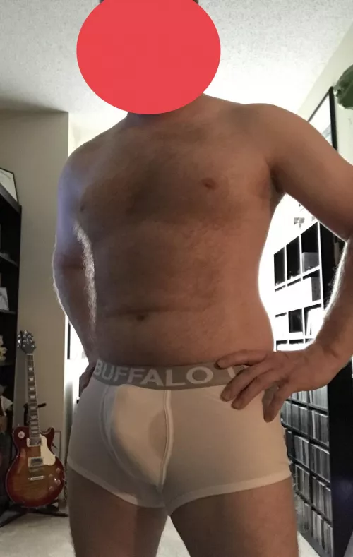 Honest Opinion on my Dad Bod (M)