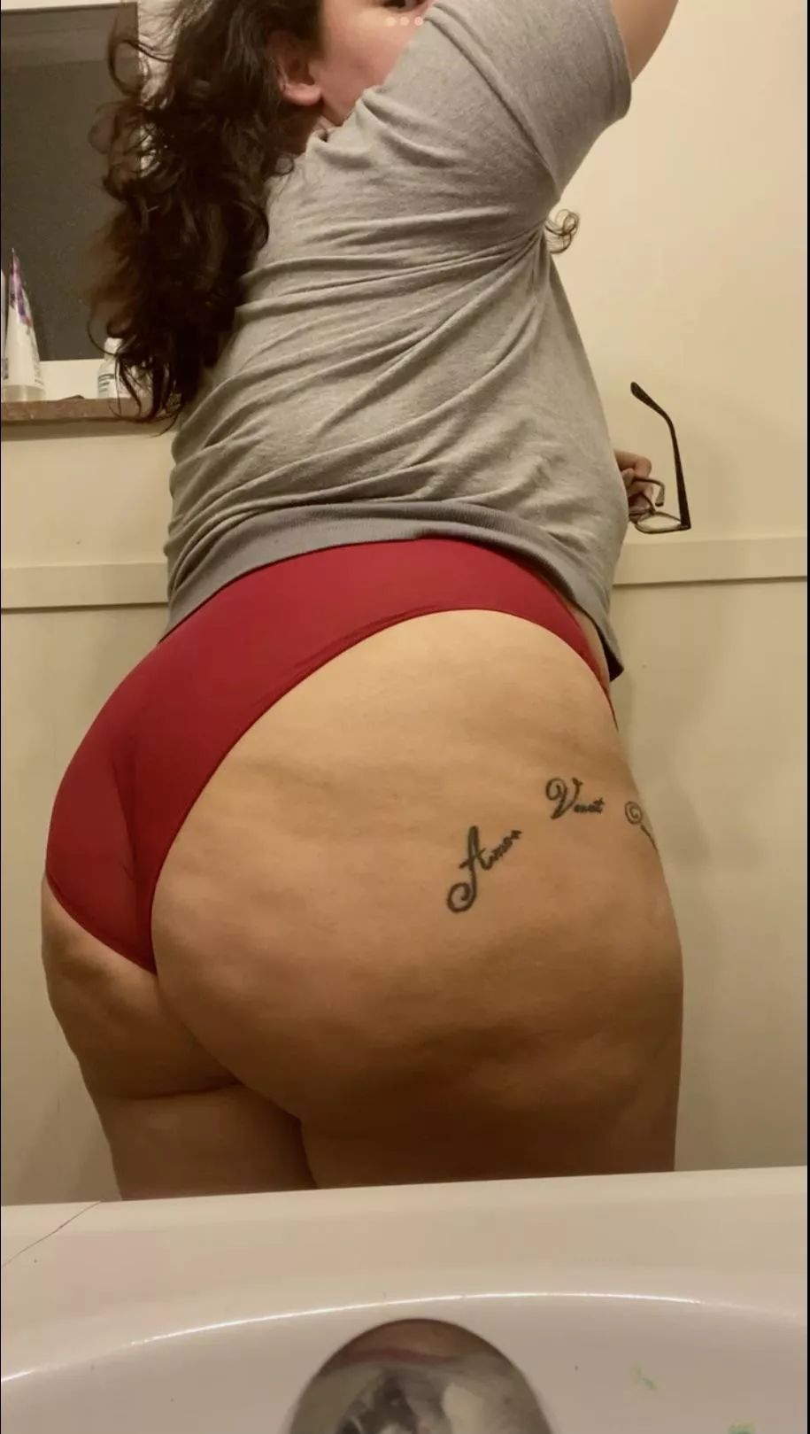 Hope everyone had a great hump day 💋