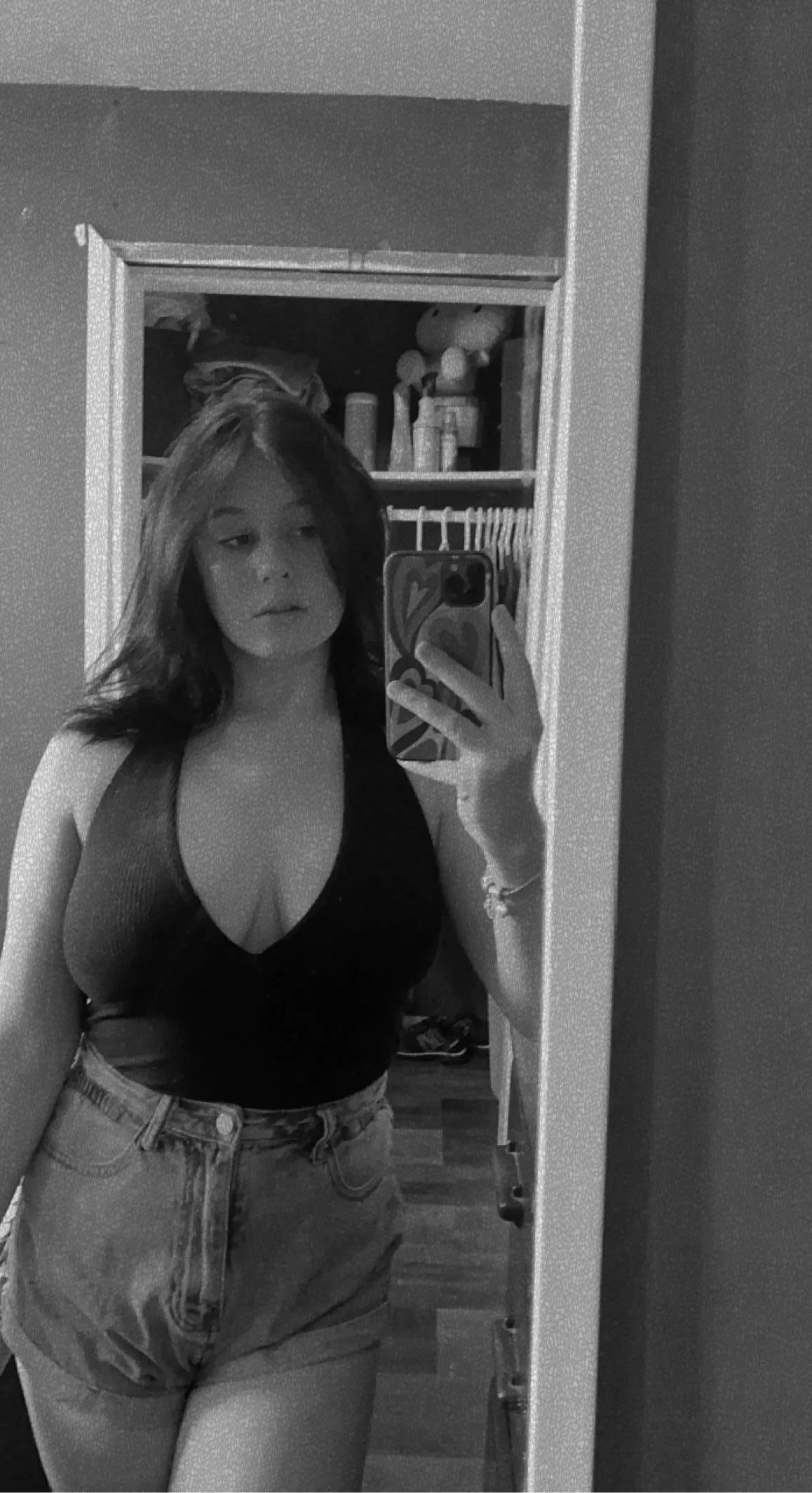 Hope everyone is enjoying their Saturday 🖤(20f)