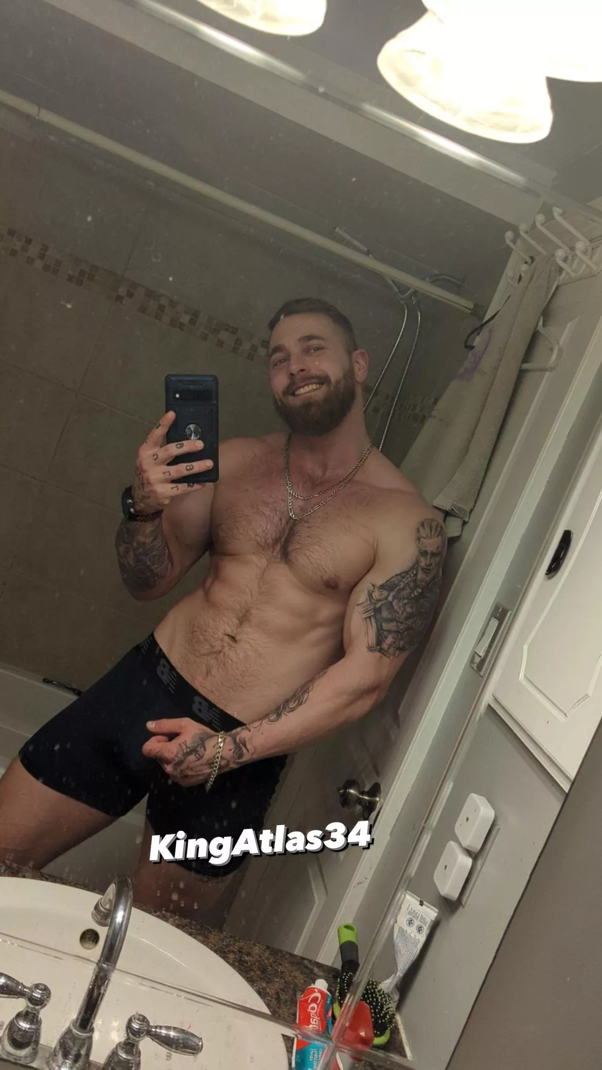 Hope everyone is having a good day 😈