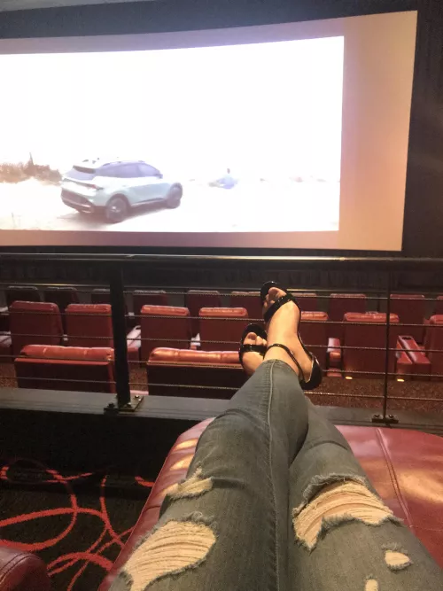 Hope my shoes dont pull you away from the movie 😘