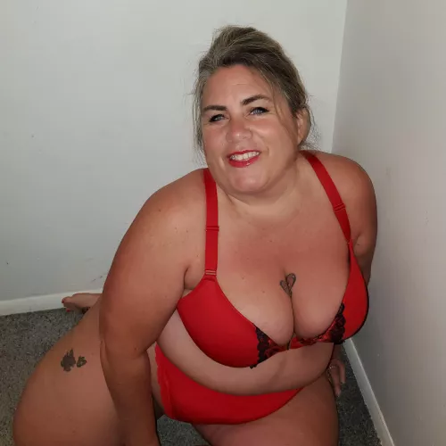 Hope you are enjoying your Saturday!