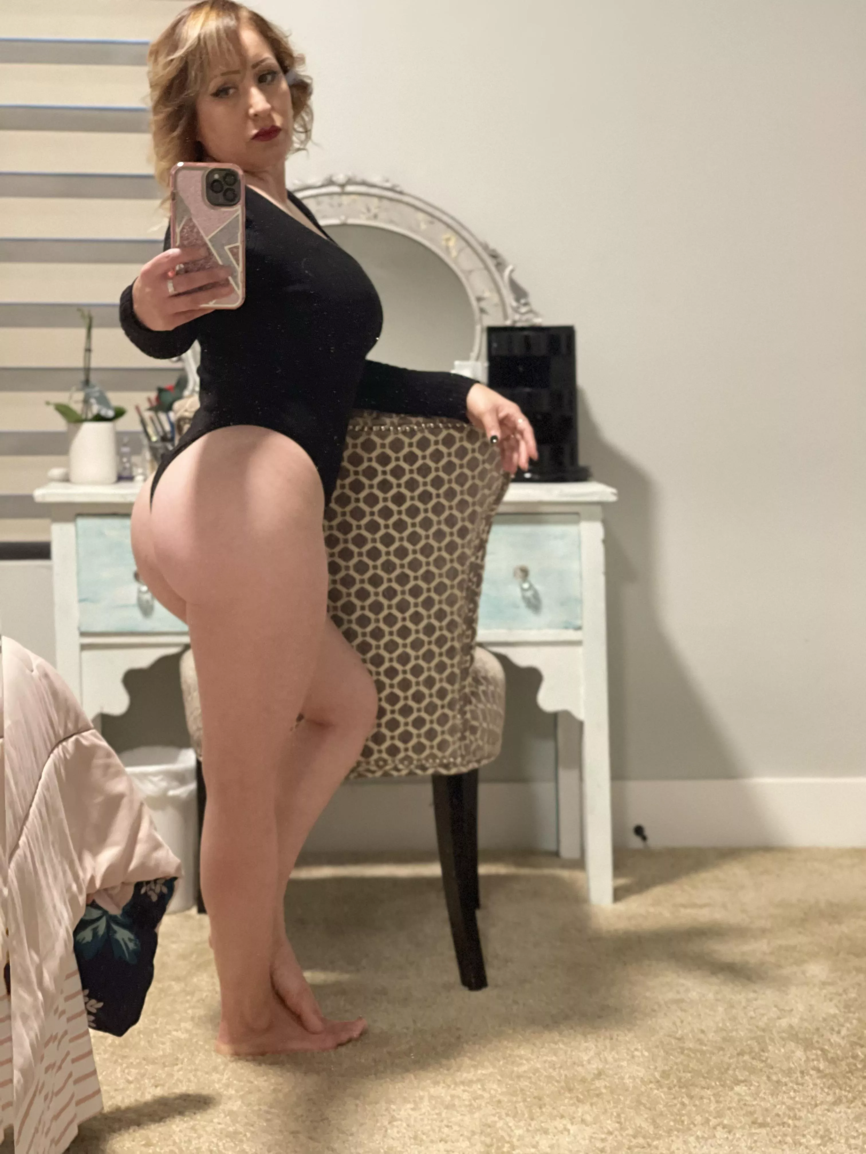 Horny milfs 48 South central