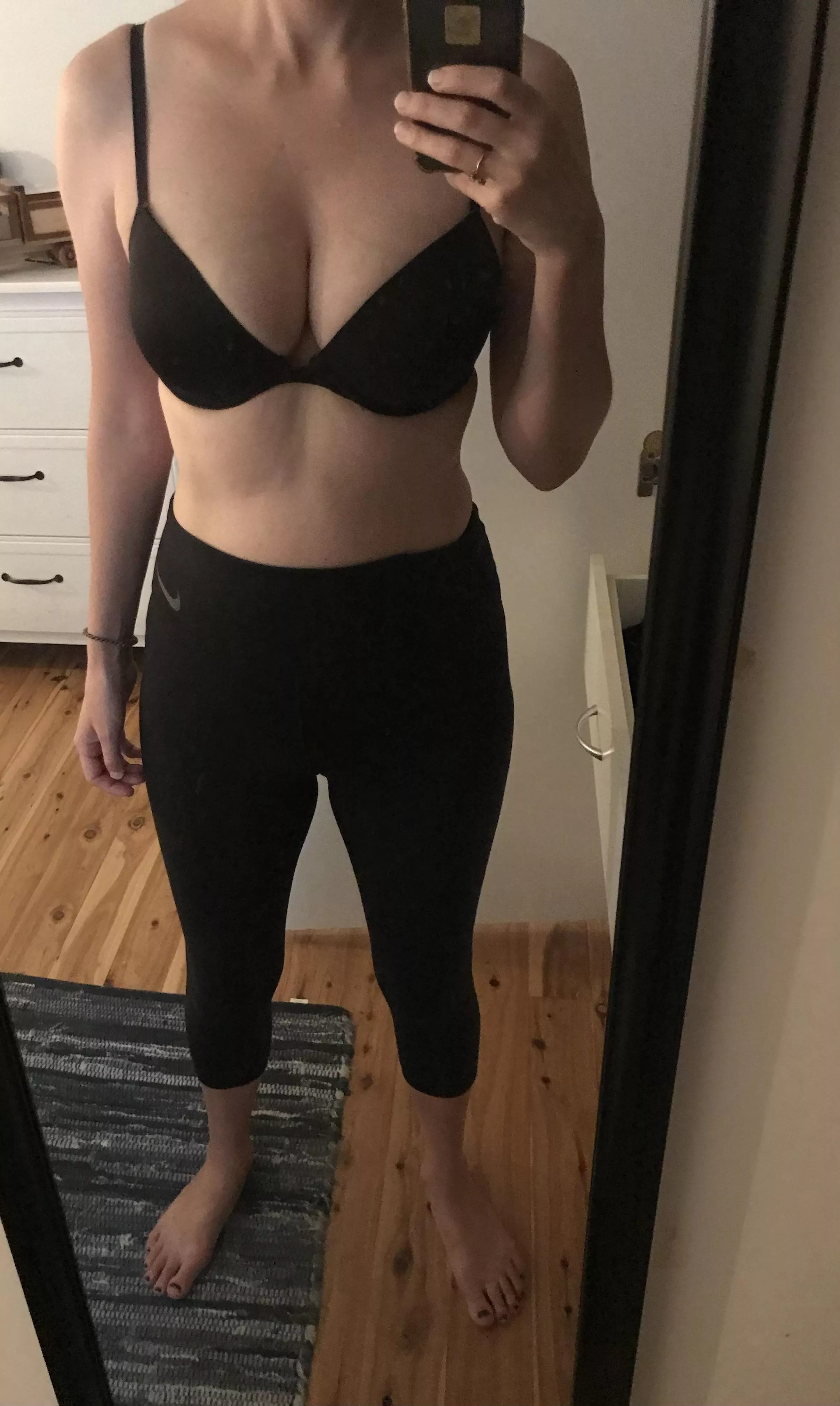 Horny. Should we swap wives? My slim housewife 33. No face. Tele secret chat melneedsyou