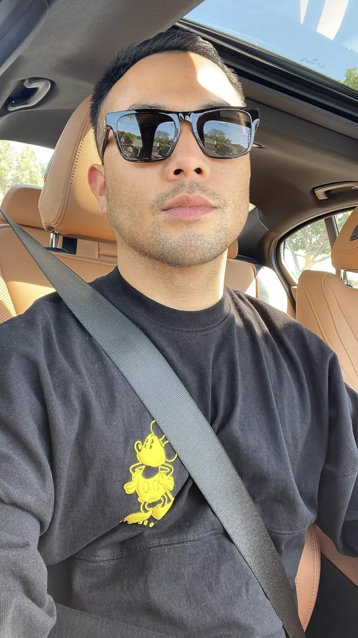 Hot day. Long sleeves. Disney Day.