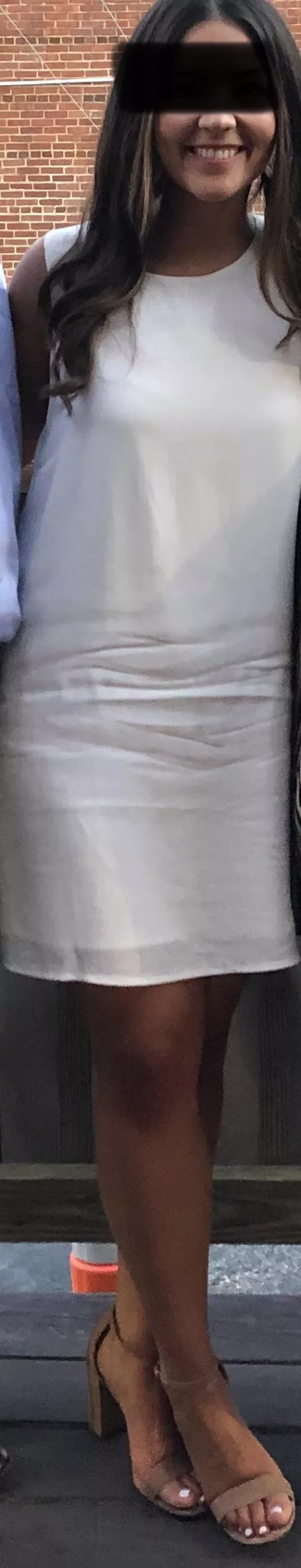 Hotwife looking for a hung man! DM to chat!