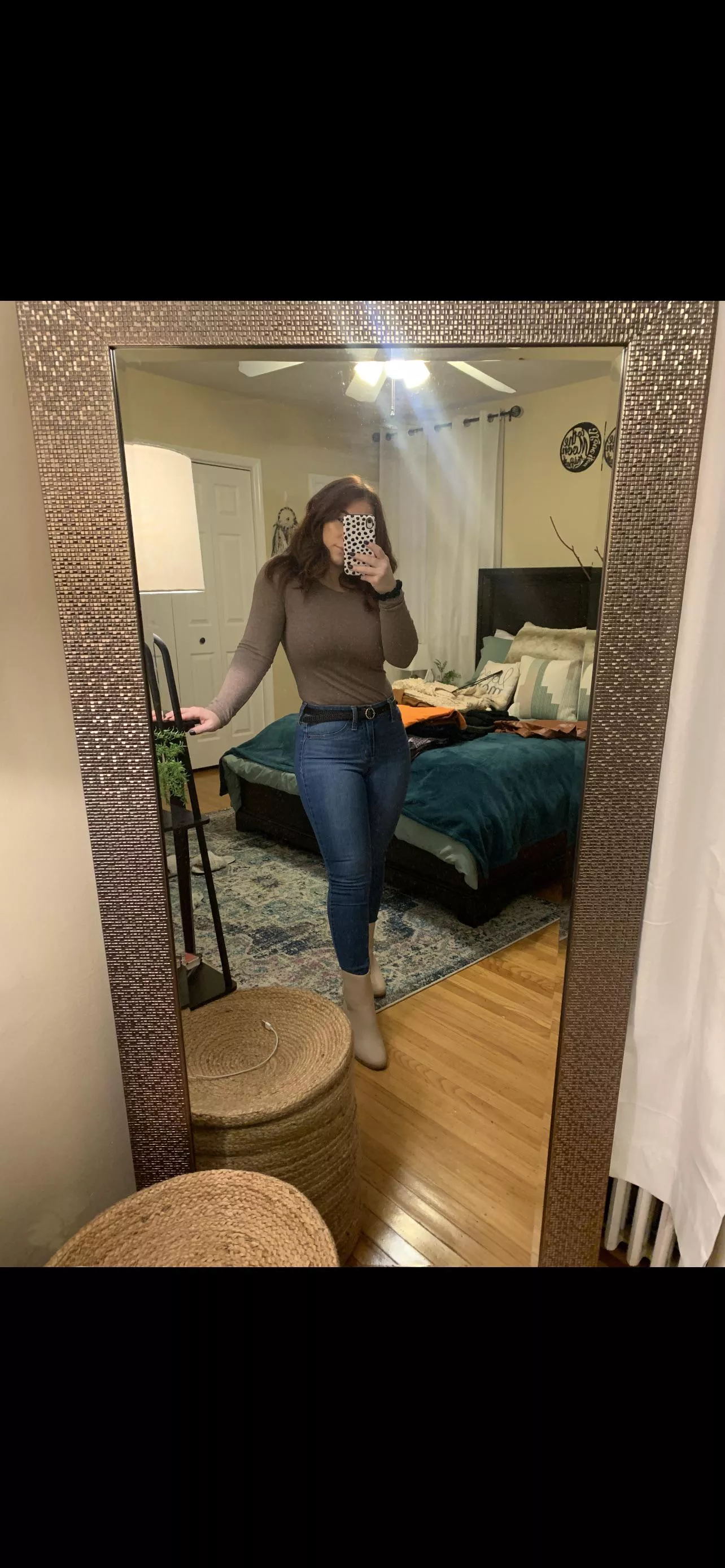 Hotwife Looking for bbc in Philly/jersey/NYC area , be tall in shape and 9+ inches . Please be ready to verify as we will do the same. Thanks !