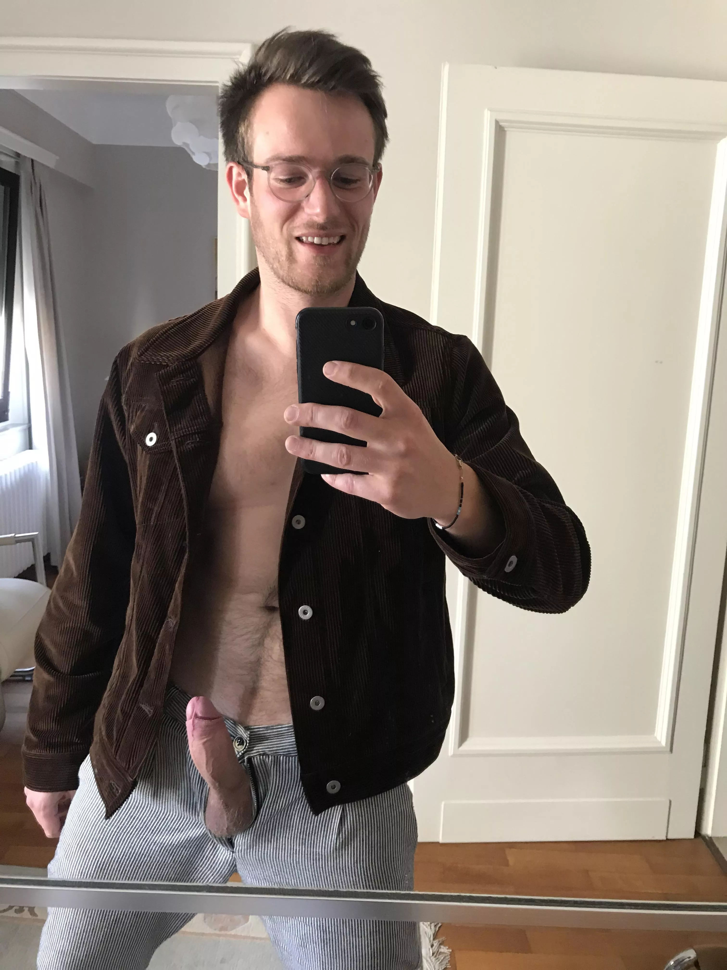 How do you like my jacket?😉