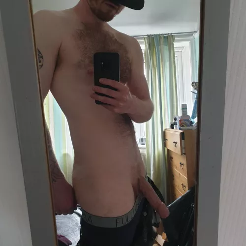 How's it hanging reddit ? π