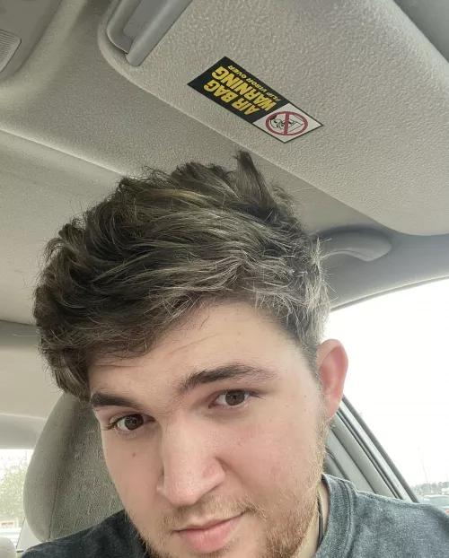 I almost forgot to post this after I got my haircut on Tuesday!