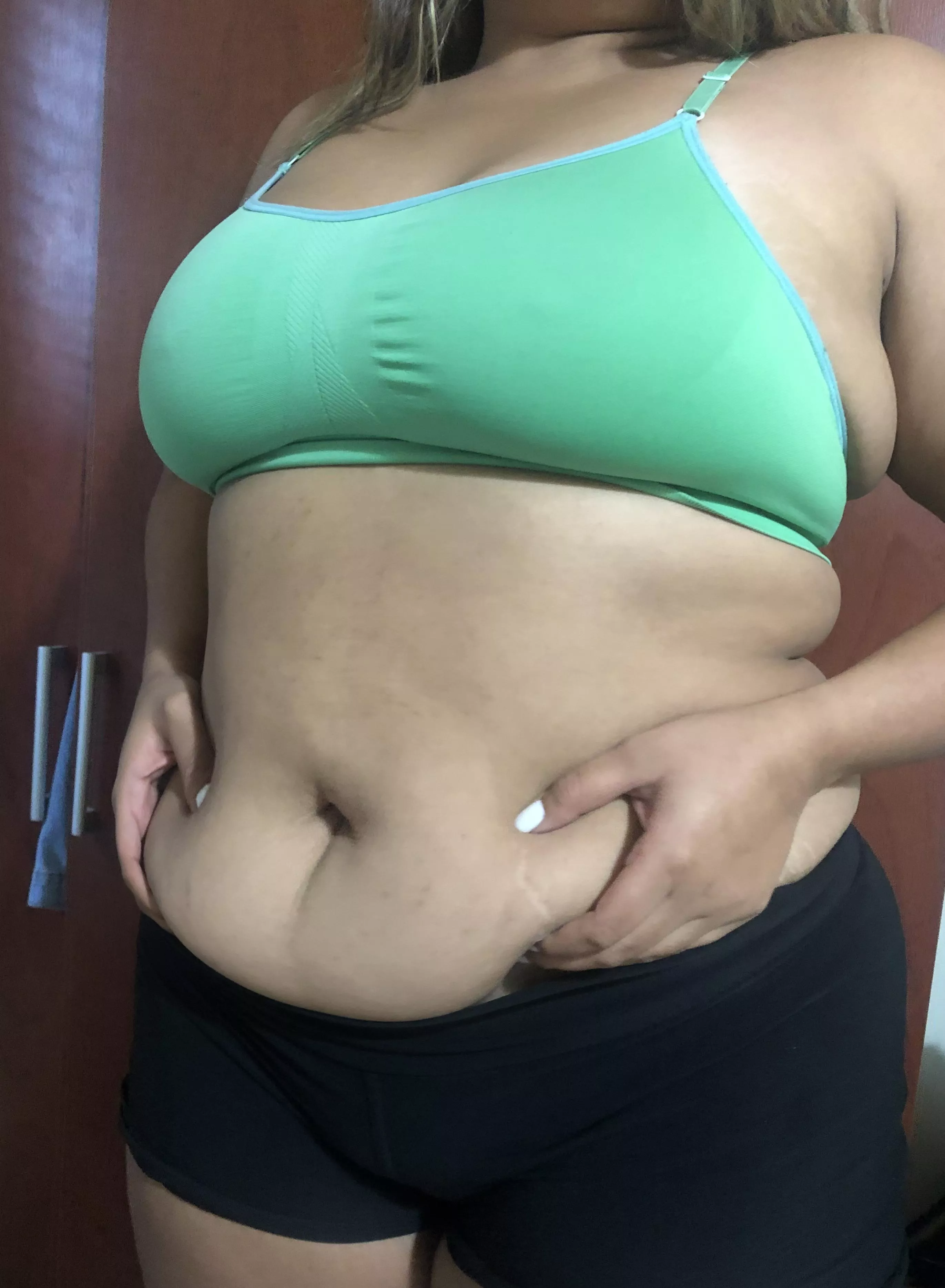 I always need to grab my fat belly to walk around