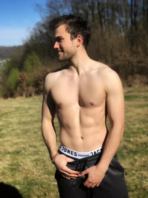 I am really missing the sun.. it's raining all day at the moment