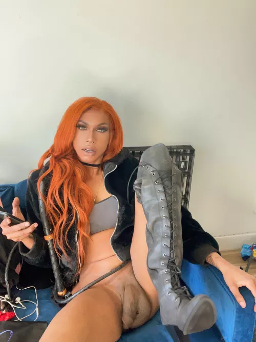 I am your Mistress for the night 😈👅