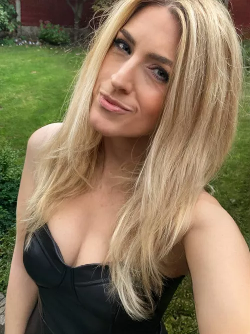 I cant help wanting cock all the time....