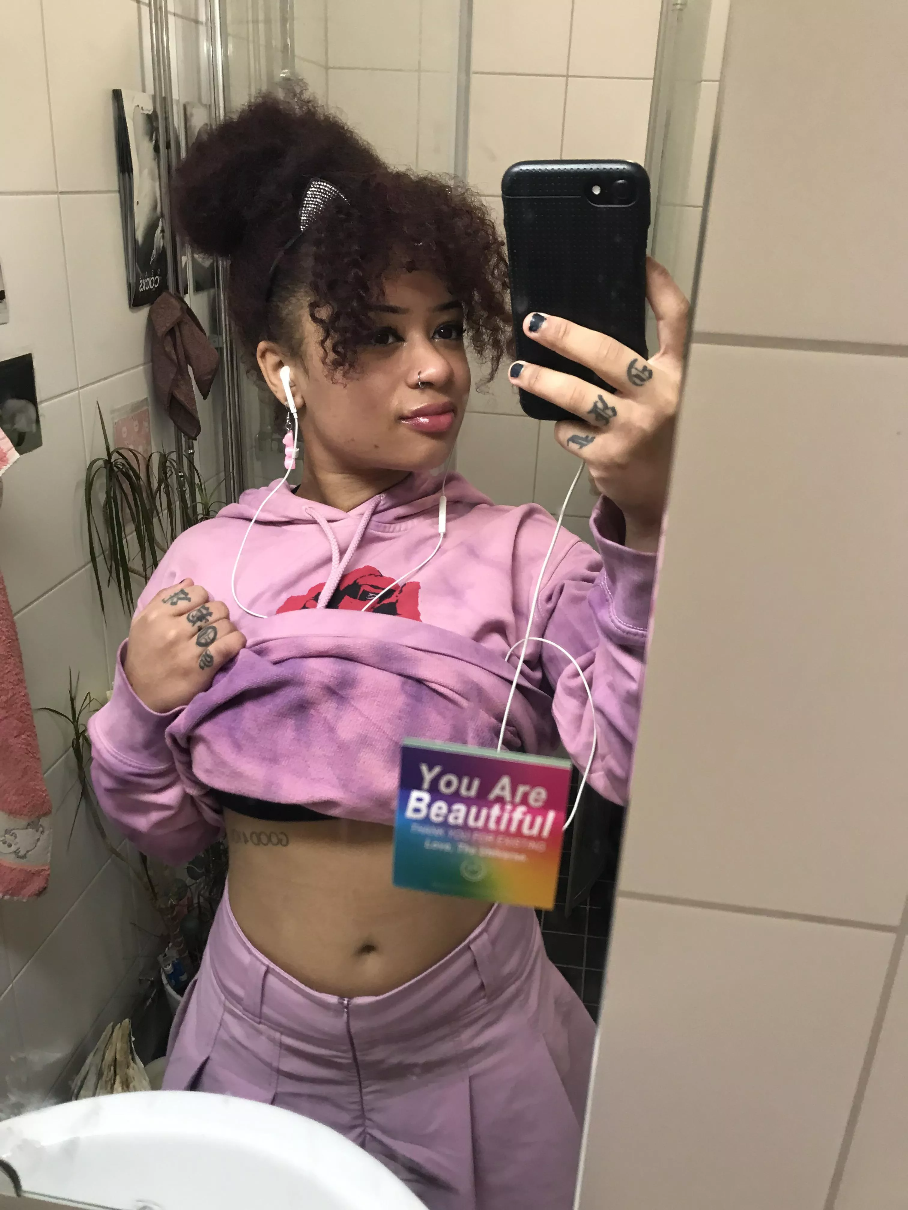 I desperately wanna get more tattoooos )): 💕