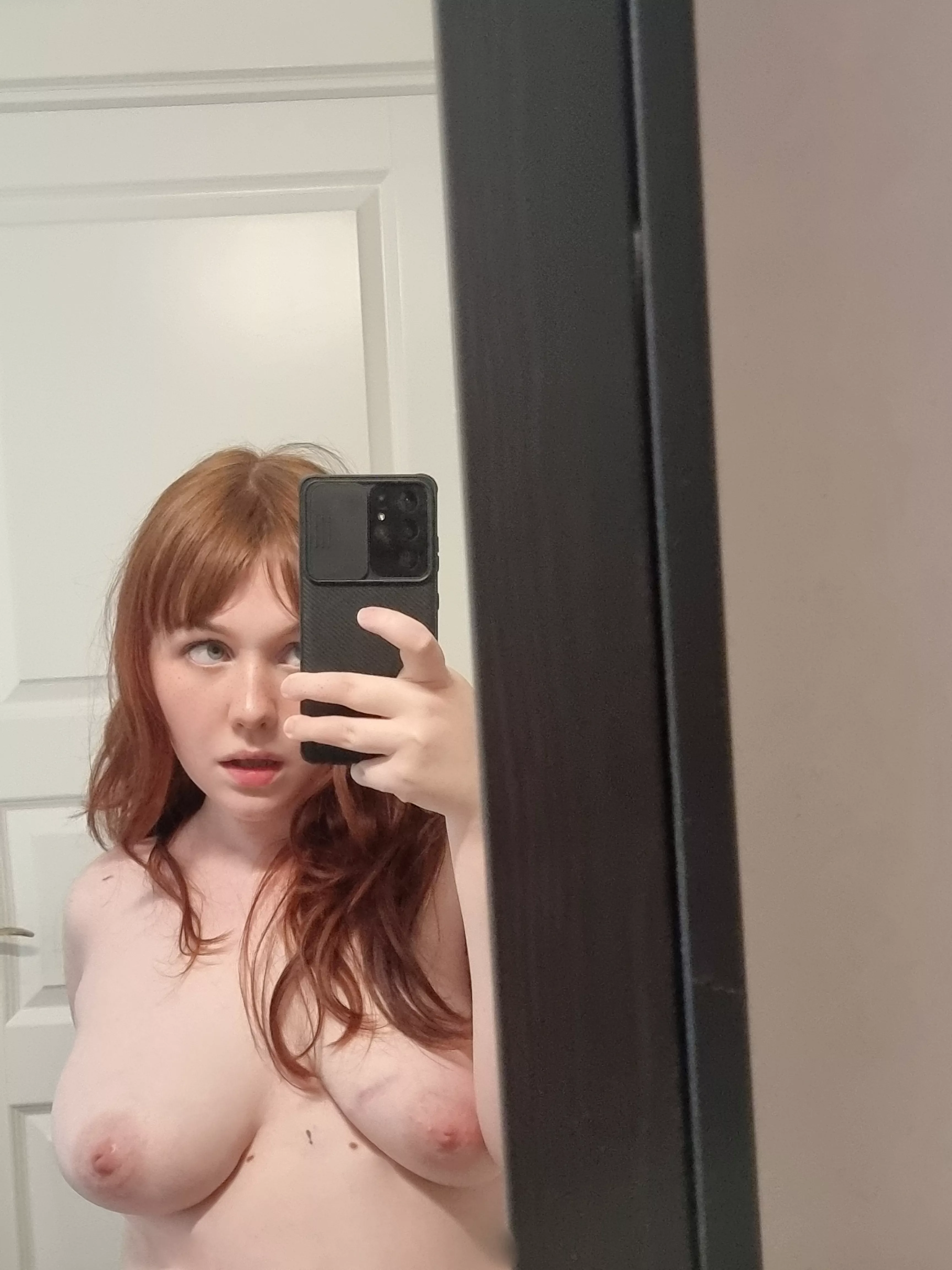 I don't know why, but I get so horny in the summer 😇