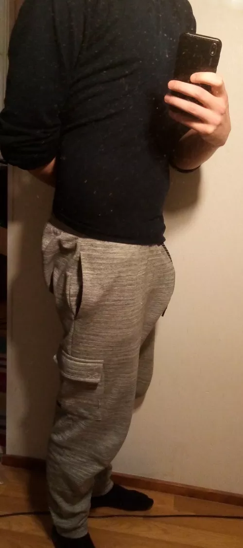 I feel like sweatpants with no underwear may not be an option in public...