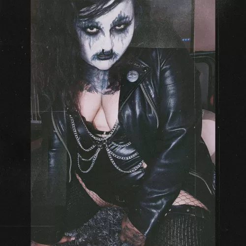 I found my place 🖤