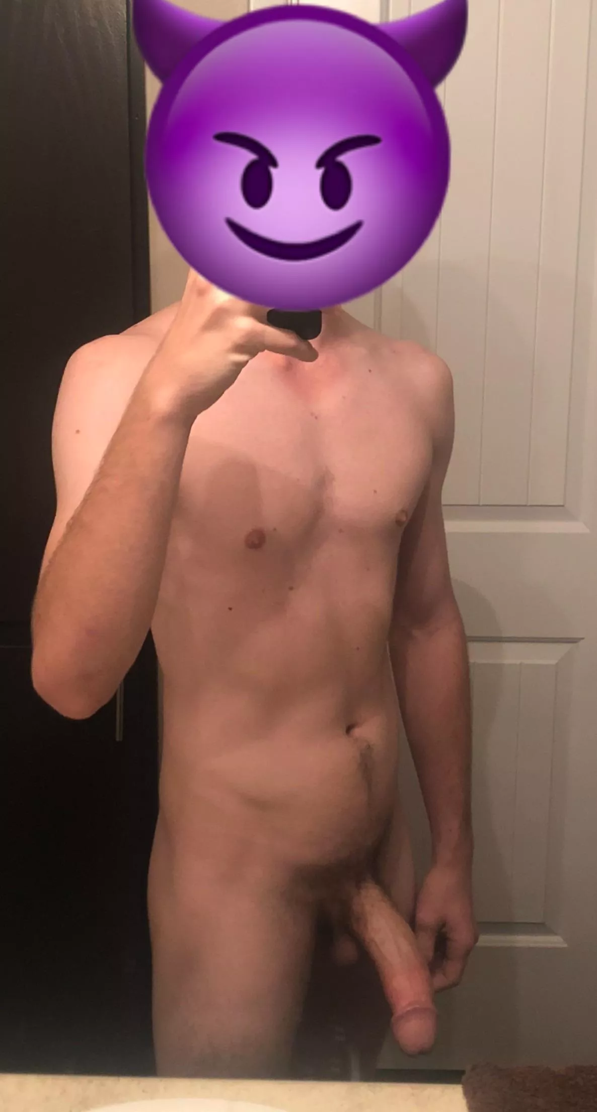 I get absolutely 0 attention from the opposite sex :/