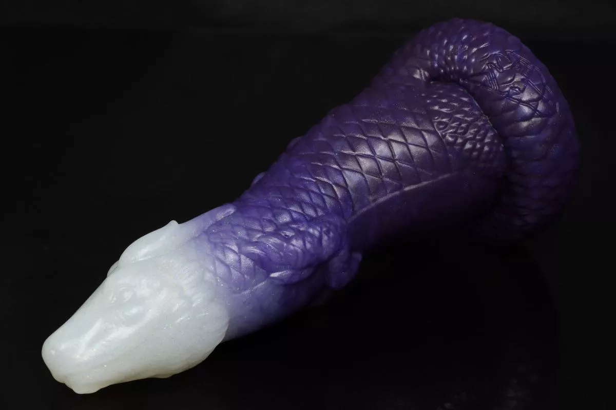 I got this adorable small/firm Meng! To me he looks like a Nocturne’s signature rogue, so I’m really hoping he is GITD! 💜