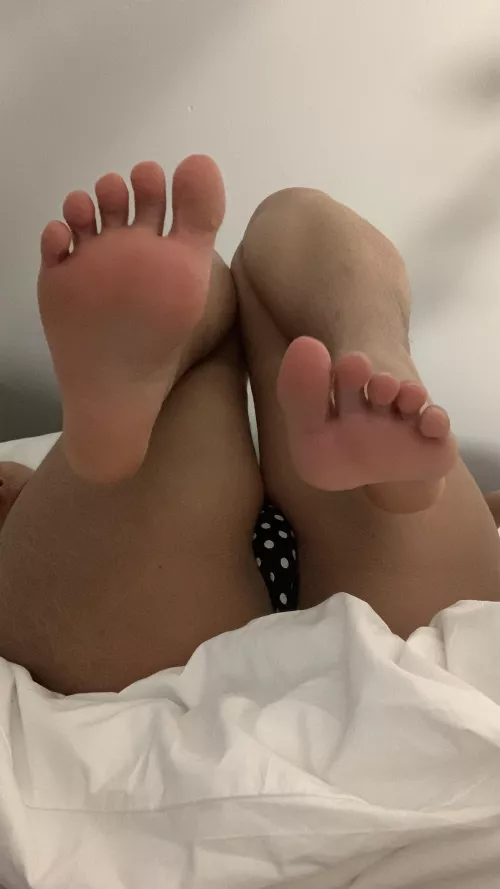 i have THE most sensitive feet ever!