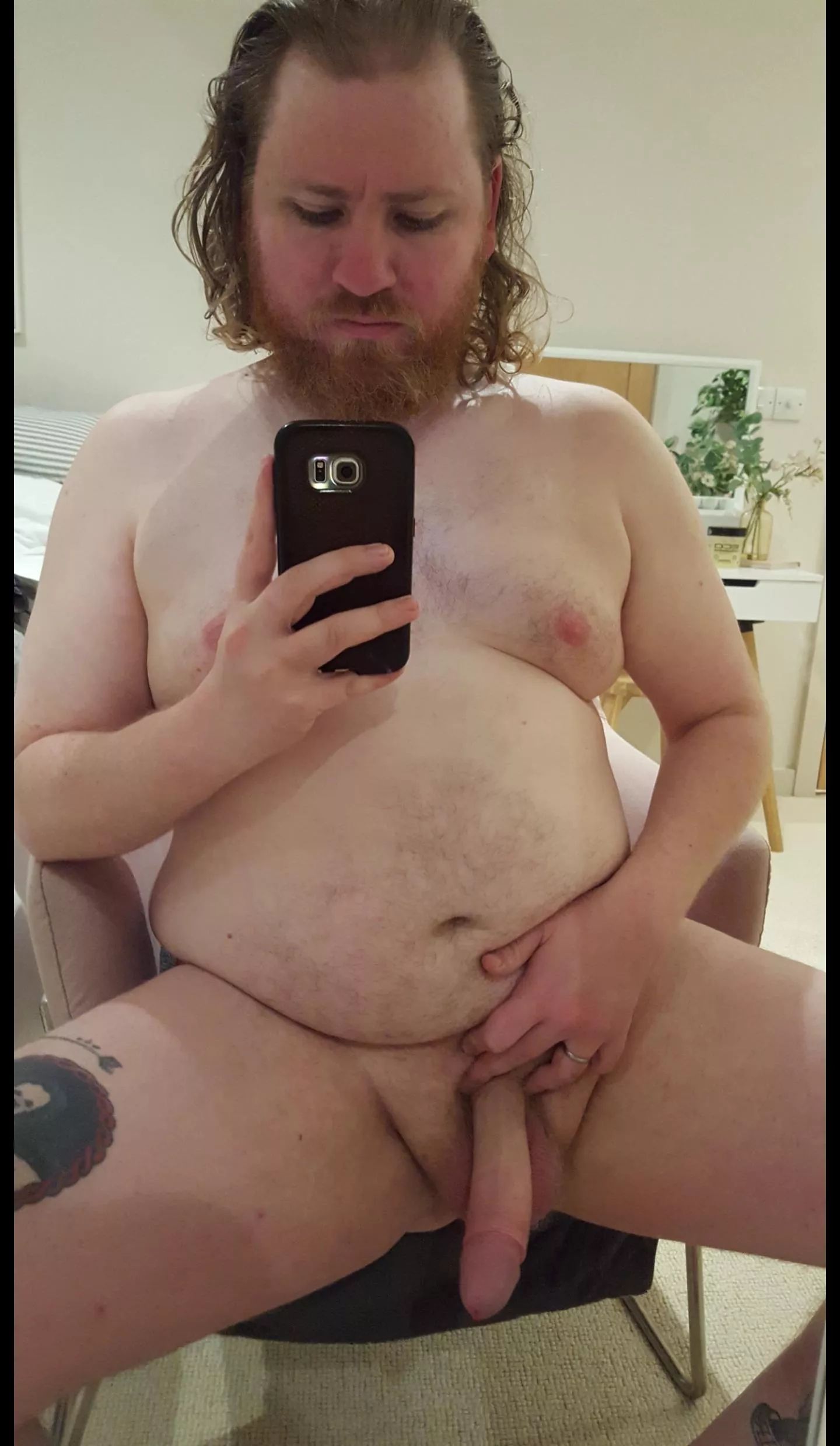 I haven't cum in five days and I need someone to help me out.