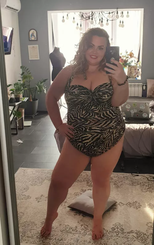 I hope you ❤ me and my curvy body💦 more than my ex😈