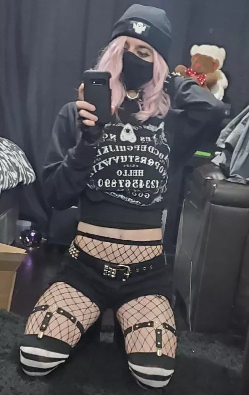 I just need someone to carry me in video games