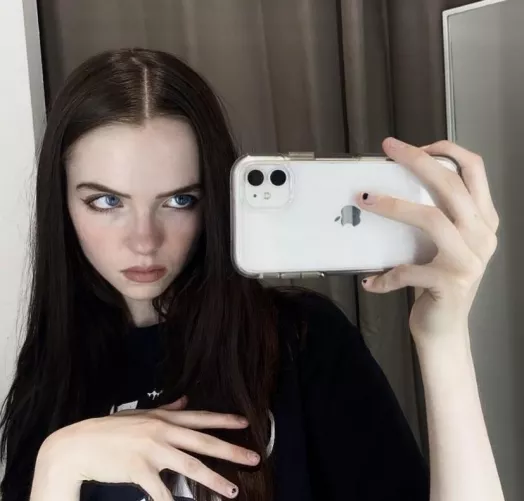 I know I look young but im in desperate need of ass play rn