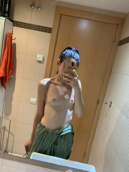 I know you like them small but am I too small? Please be nice 🥺 18F