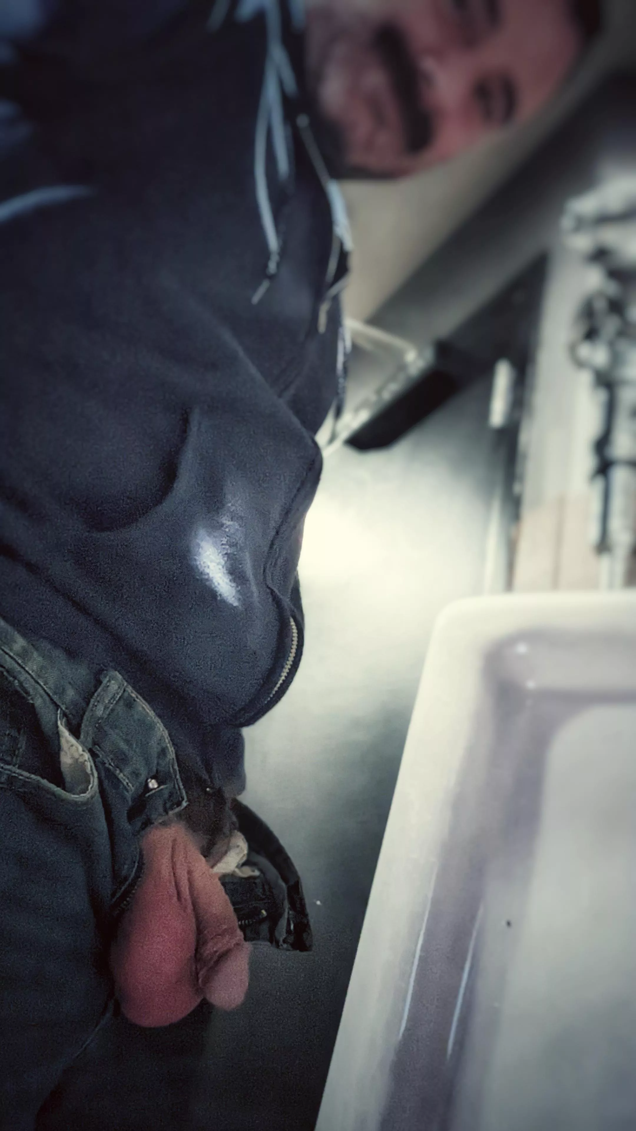 I know you like to peek. I know you like to peek.