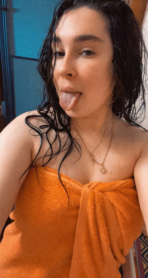 I know you want my body when it's so wet 4U today🙄 😈 💗 I like when you jerking off watching me😋